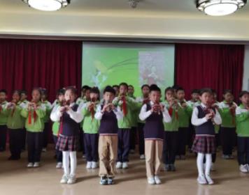 傳承中國文化，童心在樂曲中快樂飛揚——華油榮德小學葫蘆絲大賽