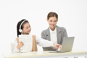 北京市朝陽區正源新亞學校小學幾點放學？