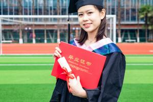 西南林業(yè)大學外國語學院招初中畢業(yè)生嗎？