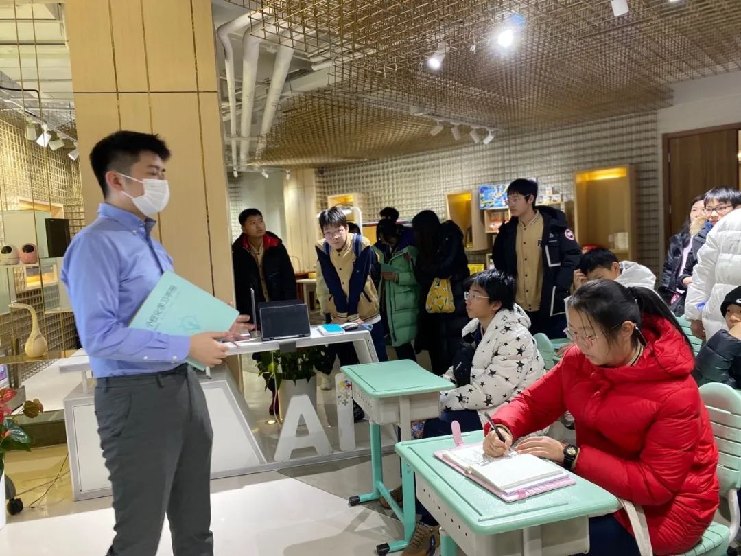 北京市新英才學校職業探究項目|拓寬視野洞悉內心，探索世界無限可能