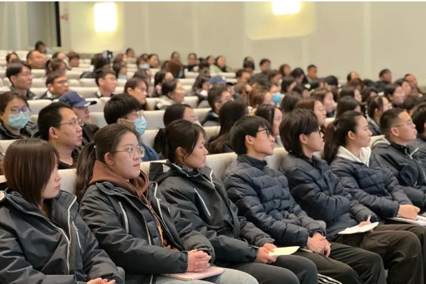 凝心聚力，共赴新程!2024年張家口未來(lái)學(xué)校春季新學(xué)期開學(xué)工作系列會(huì)議