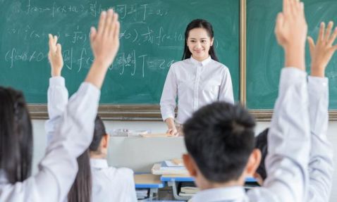 2025年華油榮德小學(xué)小學(xué)部?jī)r(jià)格明細(xì)一覽！