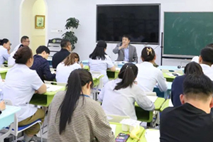 火斗山鎮中心校蒞臨北京市忠德學校交流訪問，開展教育交流活動